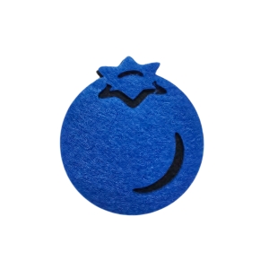 EMBLEMAT JAGÓDKA FILCOWY NIEBIESKI 6x5,5cm