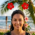 OPASKA KWIATKI HIBISKUS FRONT FILCOWA CZERWONA