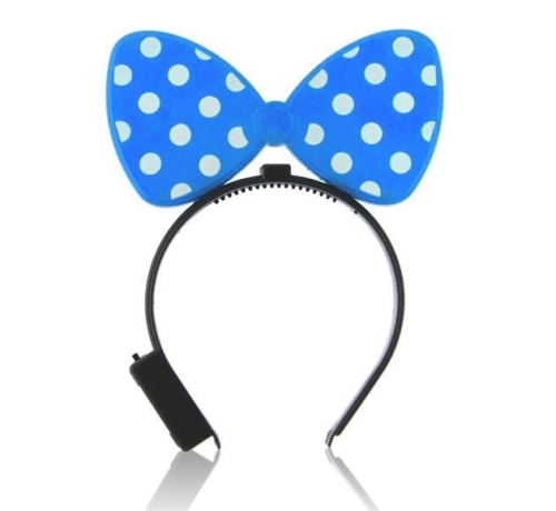 OPASKA Z PLASTIKOWĄ KOKARDĄ W GROCHY ŚWIECĄCA NIEBIESKA